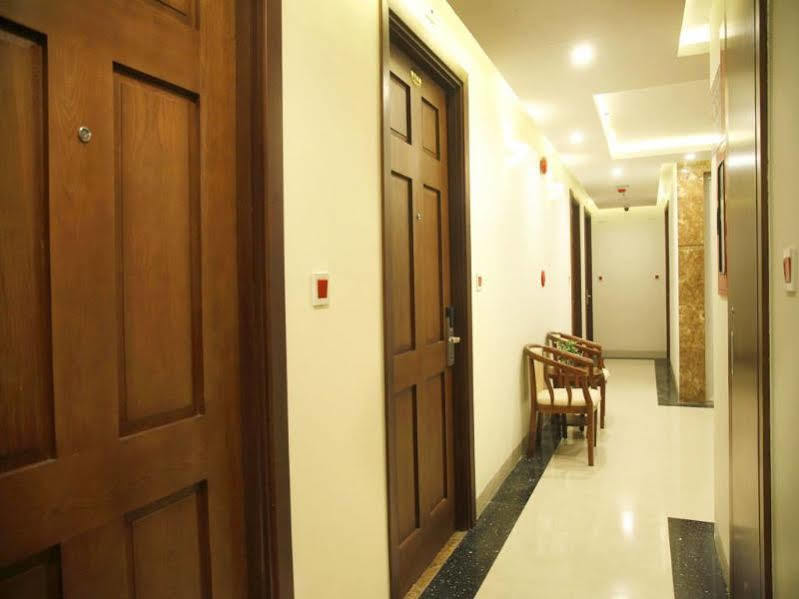 Hung Anh Hotel Ho Şi Min Exterior foto
